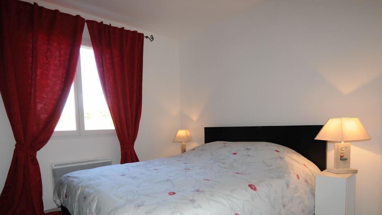 Photo of Bedroom in Saint-Maurice-d'Ibie