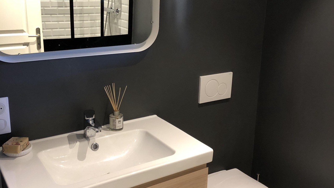 Photo of Bathroom in Villeneuve-dʼAllier