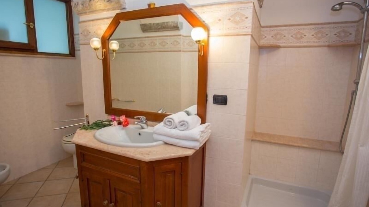 Photo of Bathroom in Old Town