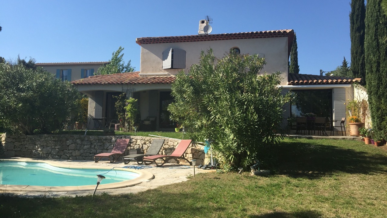 Photo of Outdoor in Eguilles
