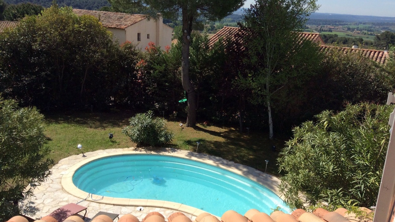Photo of Outdoor in Eguilles