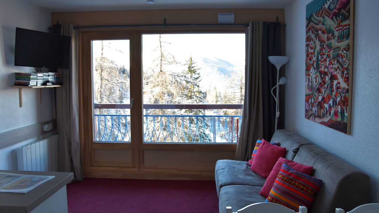 Photo of Livingroom in Arc-1800