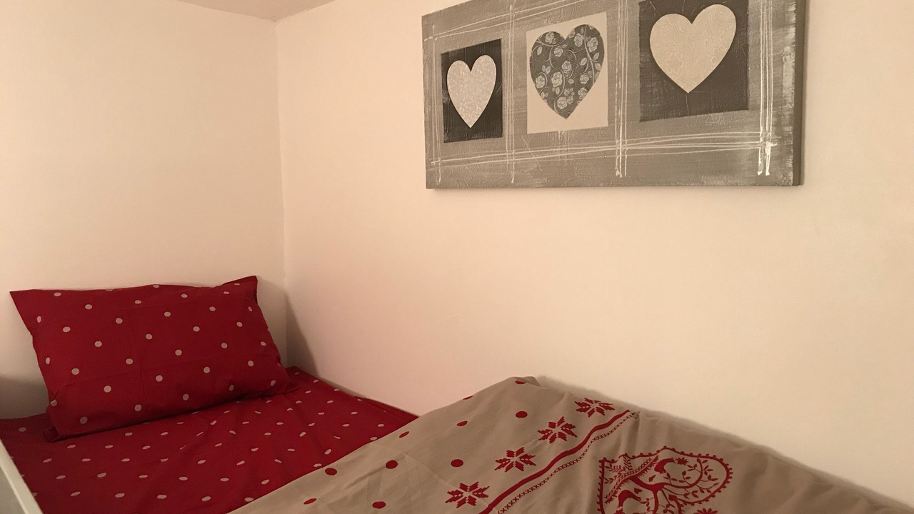 Photo of Bedroom in Saint-Michel-de-Maurienne