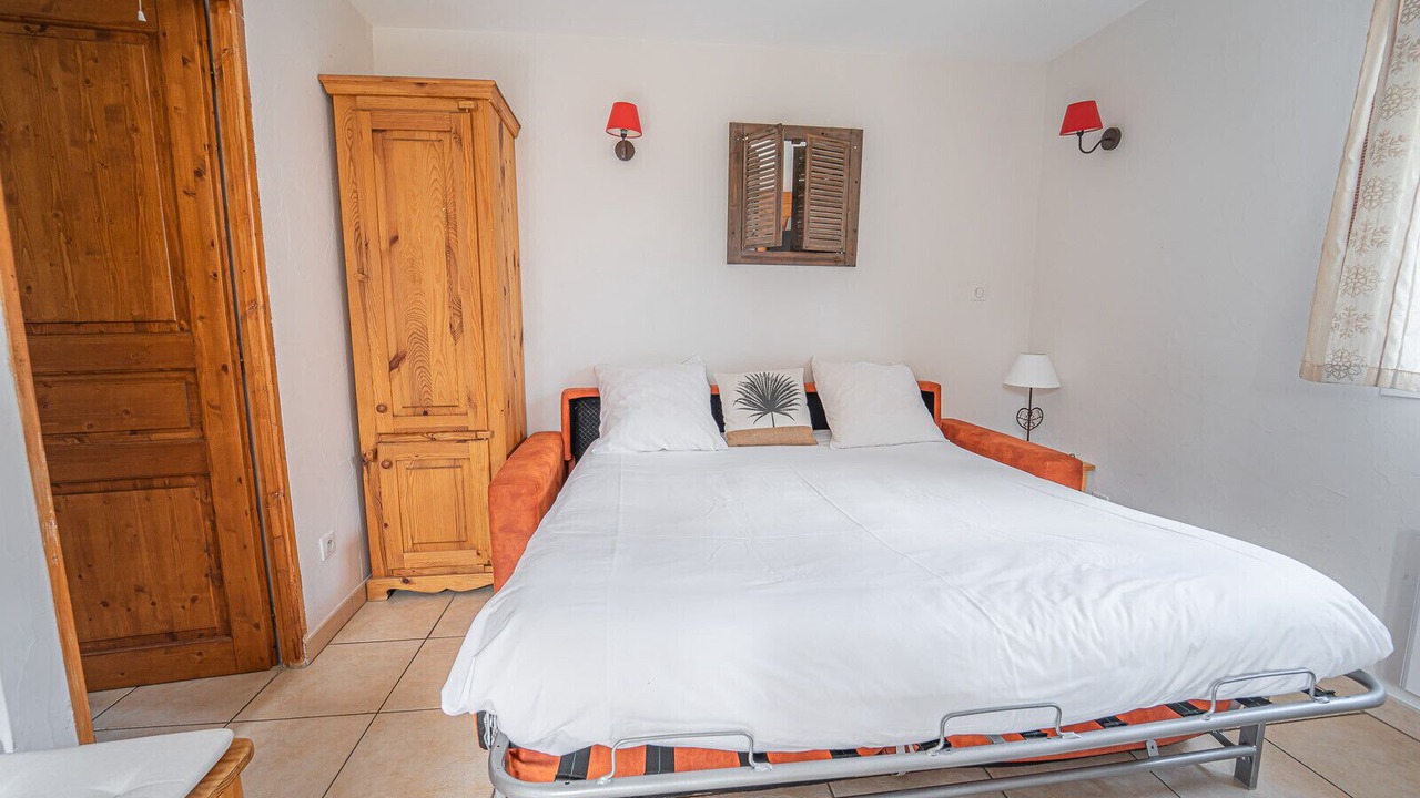 Photo of Bedroom in Aumont-Aubrac