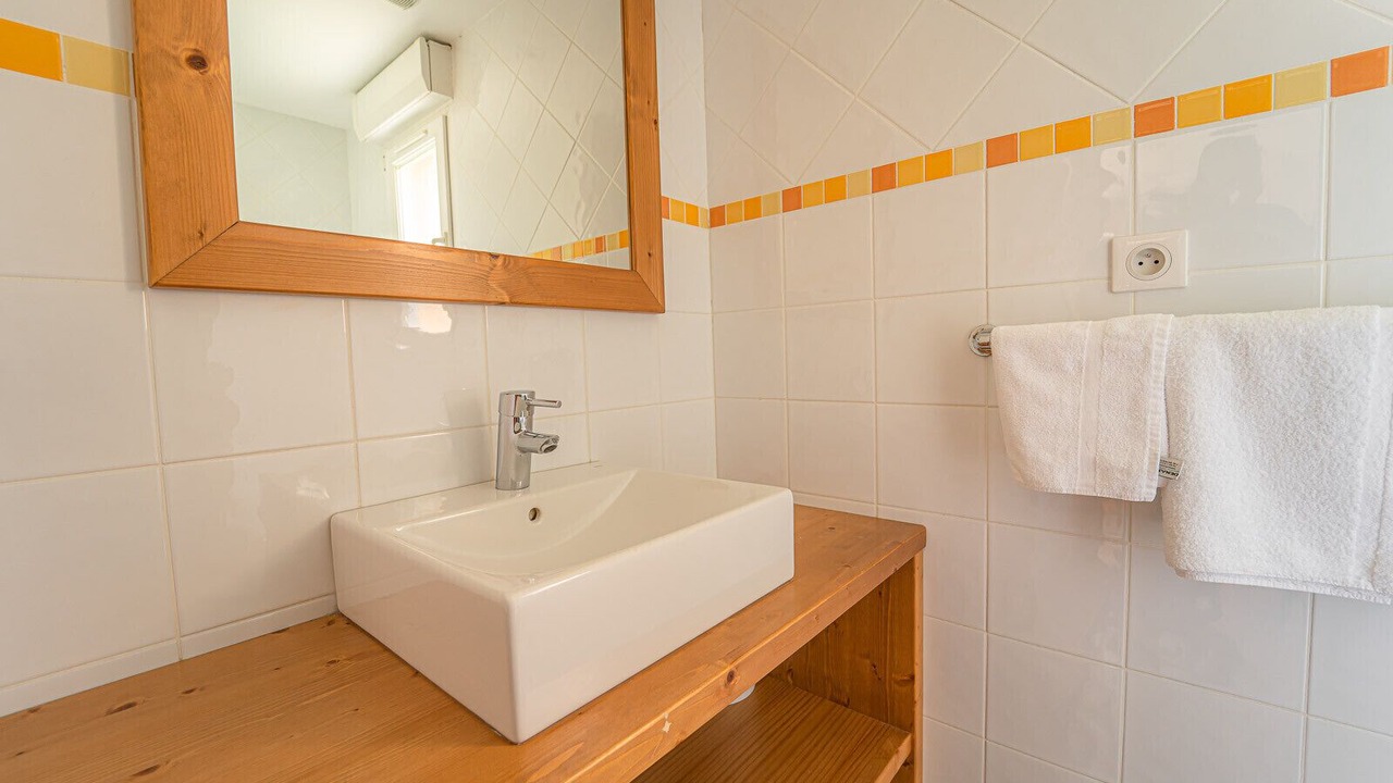 Photo of Bathroom in Aumont-Aubrac