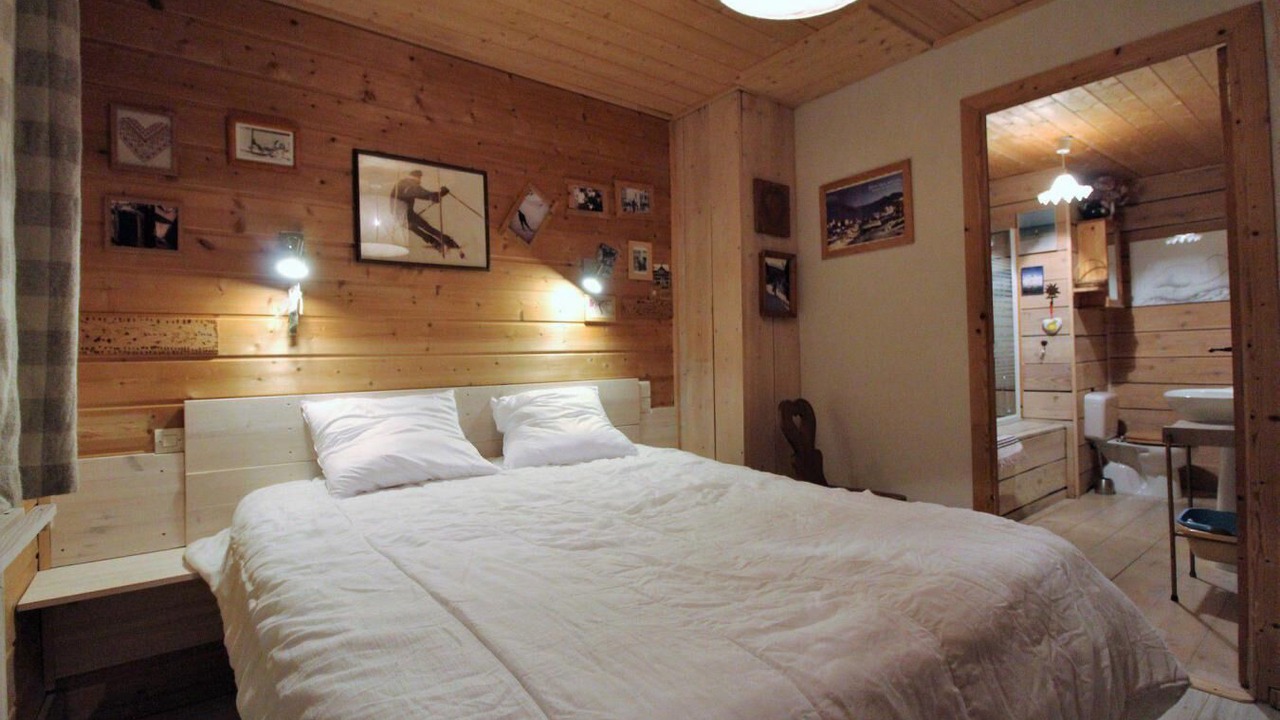 Photo of Bedroom in Les Almes