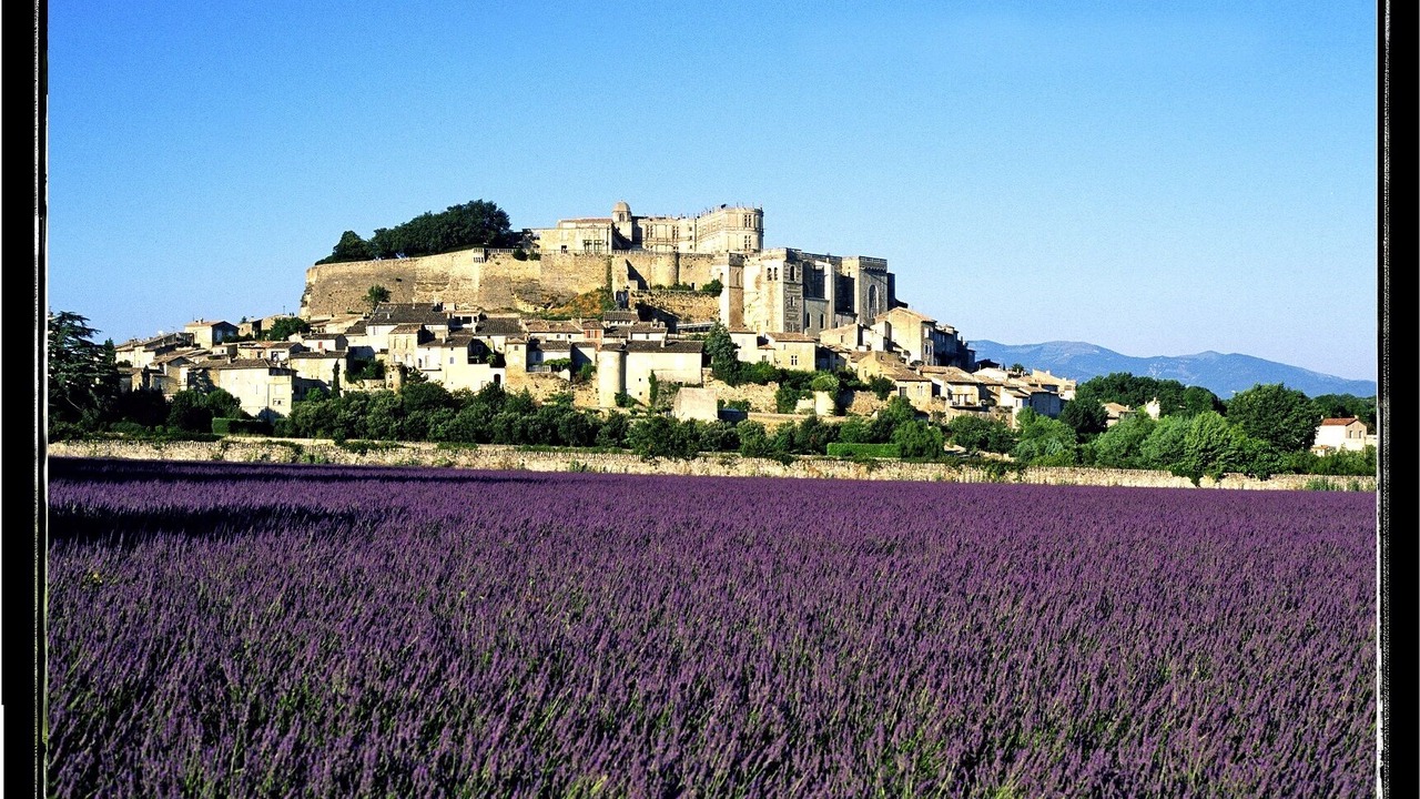 Photo of Others in Grillon