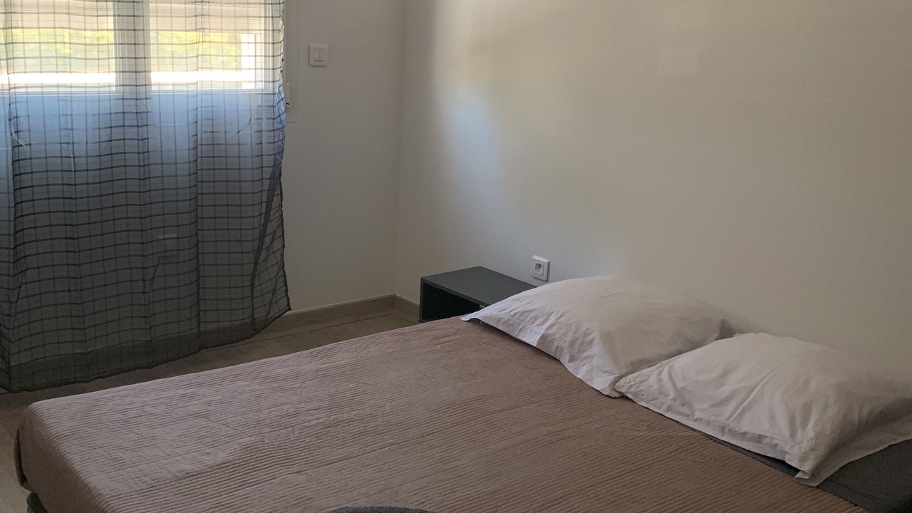 Photo of Bedroom in Beauvoisin