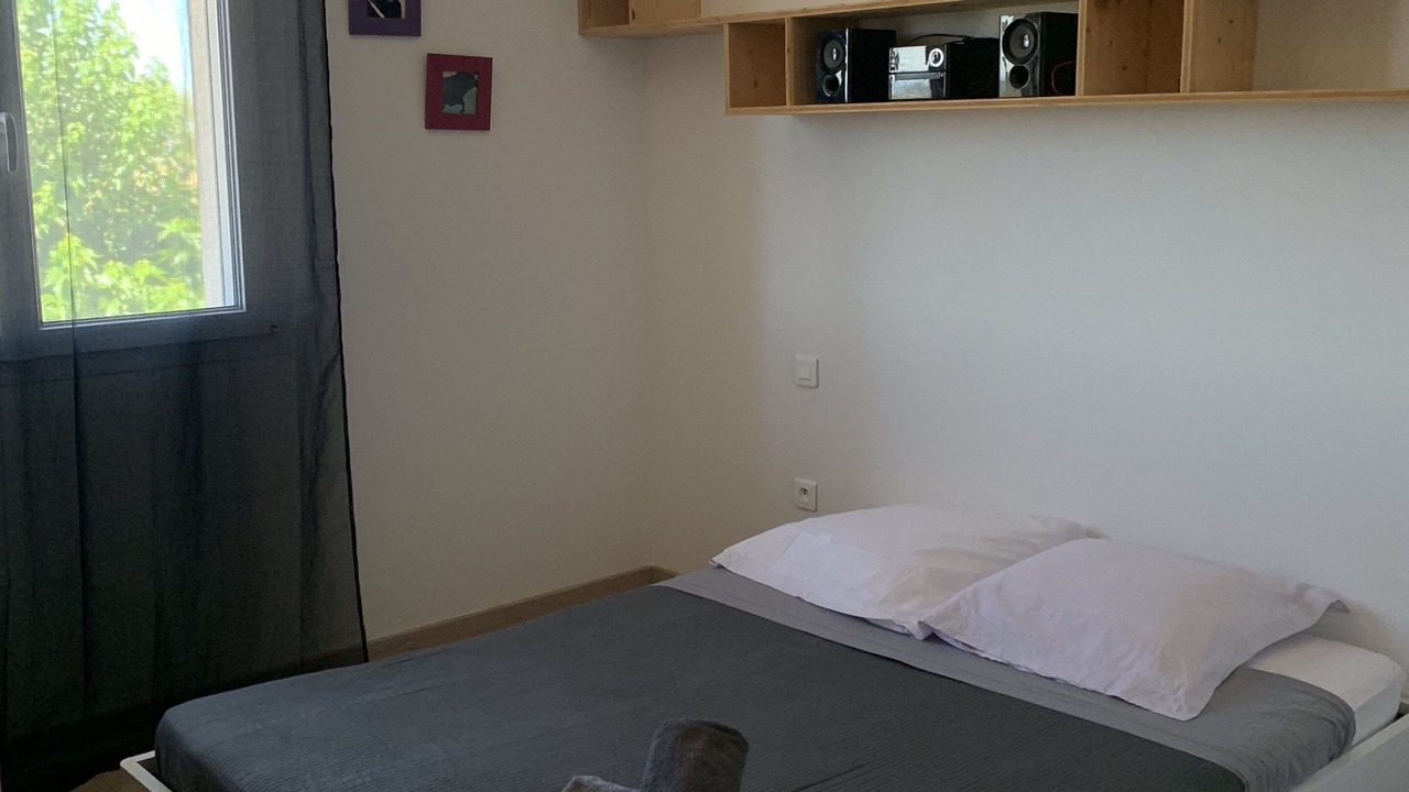 Photo of Bedroom in Beauvoisin