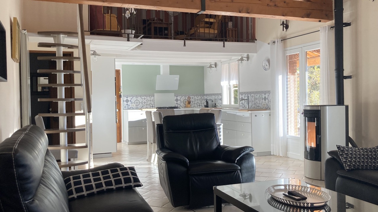 Photo of Livingroom in Caseneuve