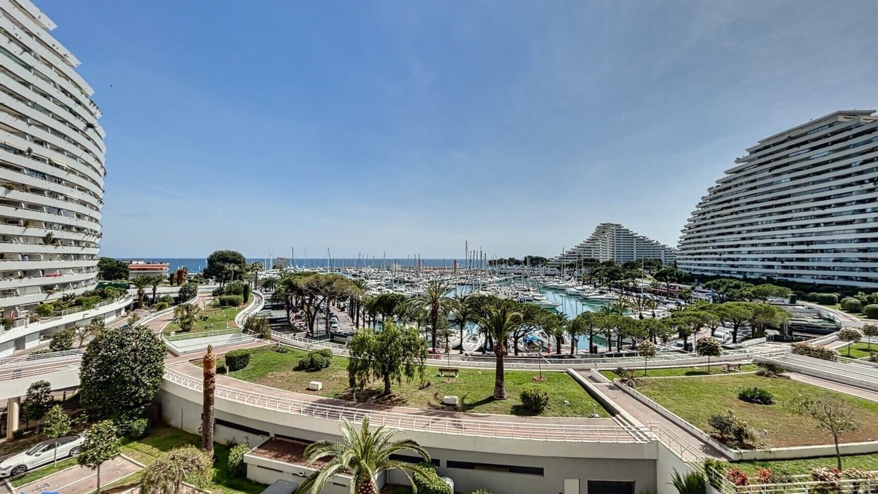 Photo of Outdoor in Villeneuve Loubet Beach