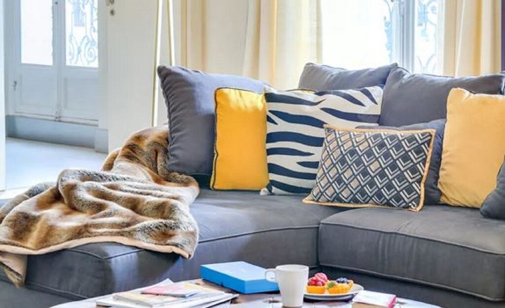 Photo of Livingroom in Champs-Elysees