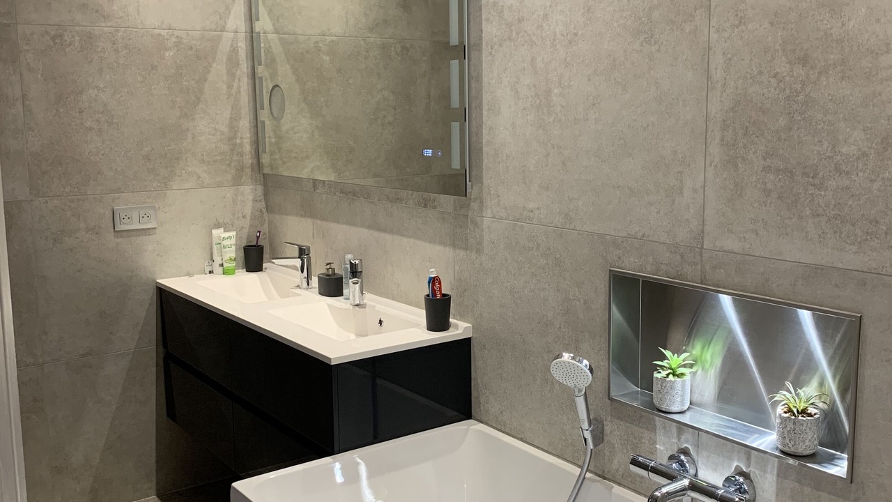 Photo of Bathroom in Marches