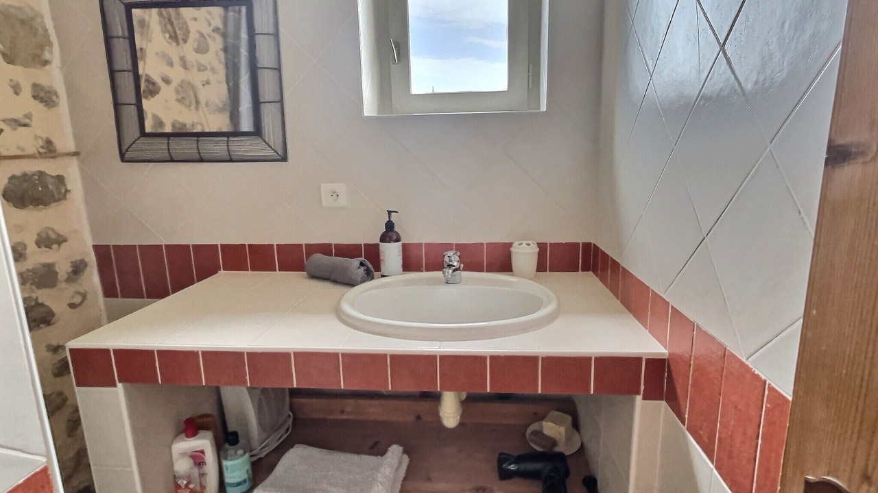 Photo of Bathroom in Espeluche