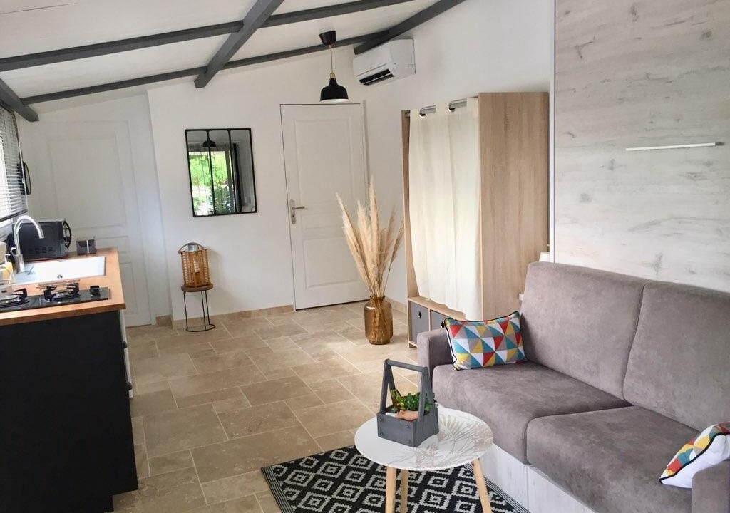 Photo of Livingroom in La Garde-Adhemar