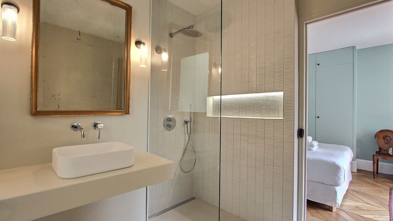 Photo of Bathroom in Sorbonne