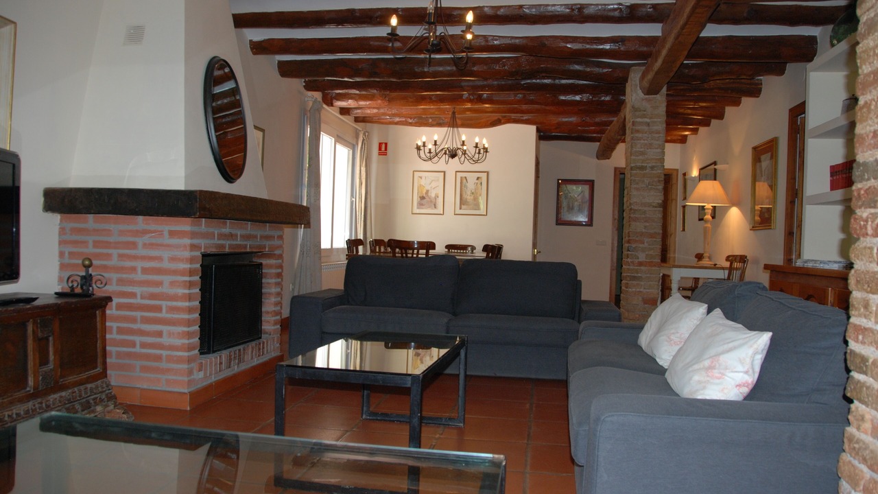 Photo of Livingroom in Poal