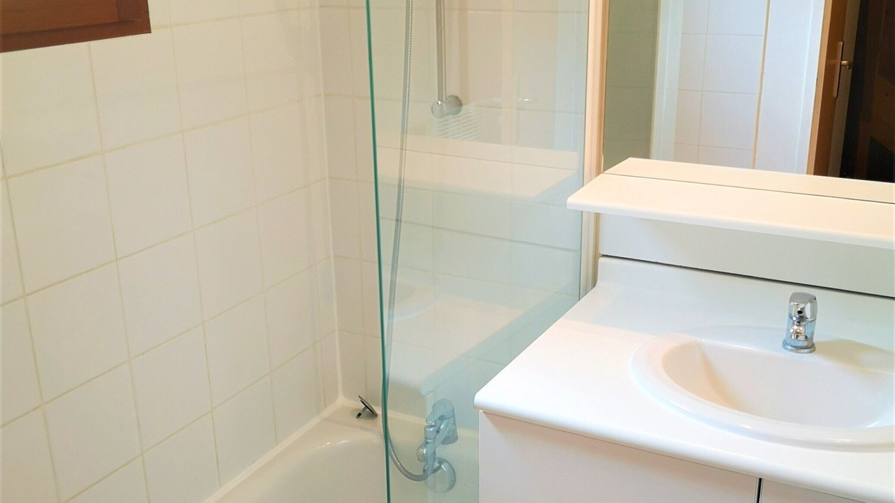 Photo of Bathroom in La Joue du Loup