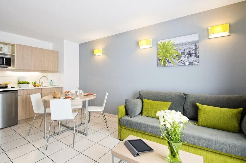 Photo of Livingroom in Les Baumettes
