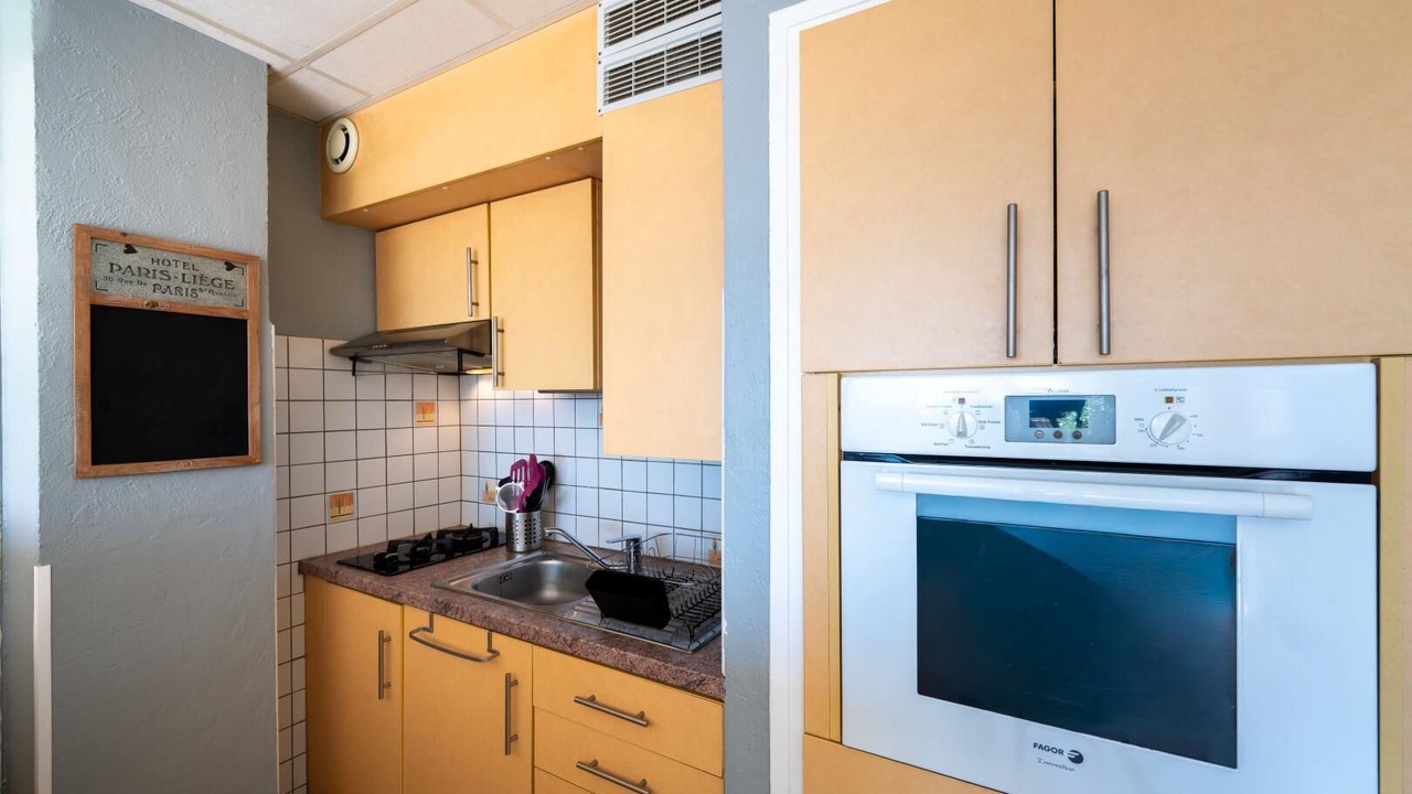 Photo of Kitchen in La Jetee