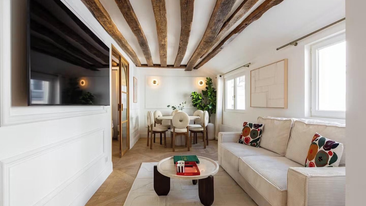 Photo of Livingroom in Sorbonne