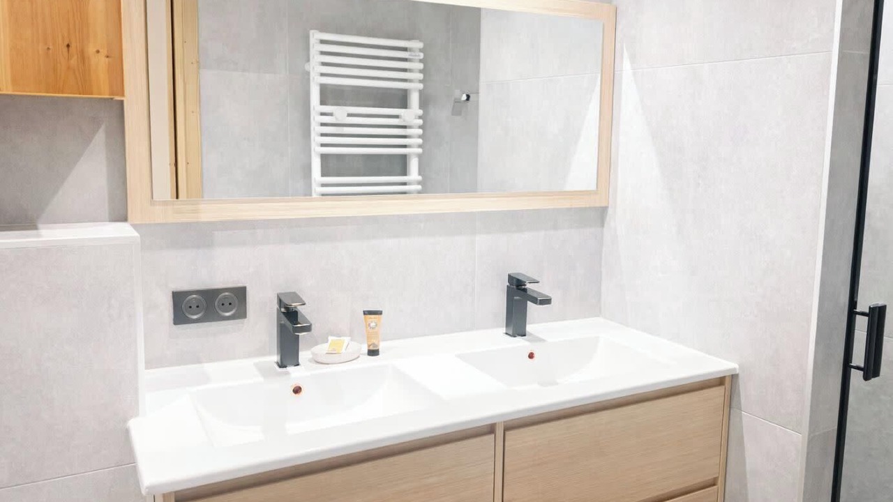 Photo of Bathroom in Aix-les-Bains City Center