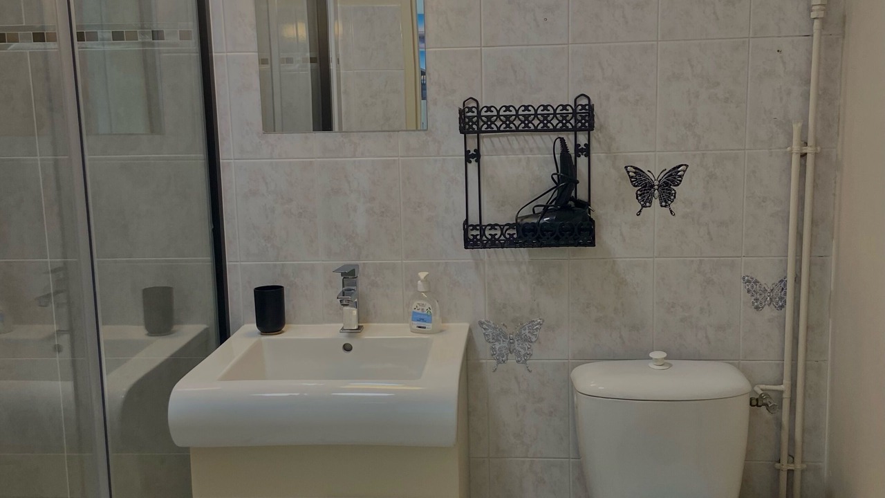 Photo of Bathroom in Lesparre-Medoc