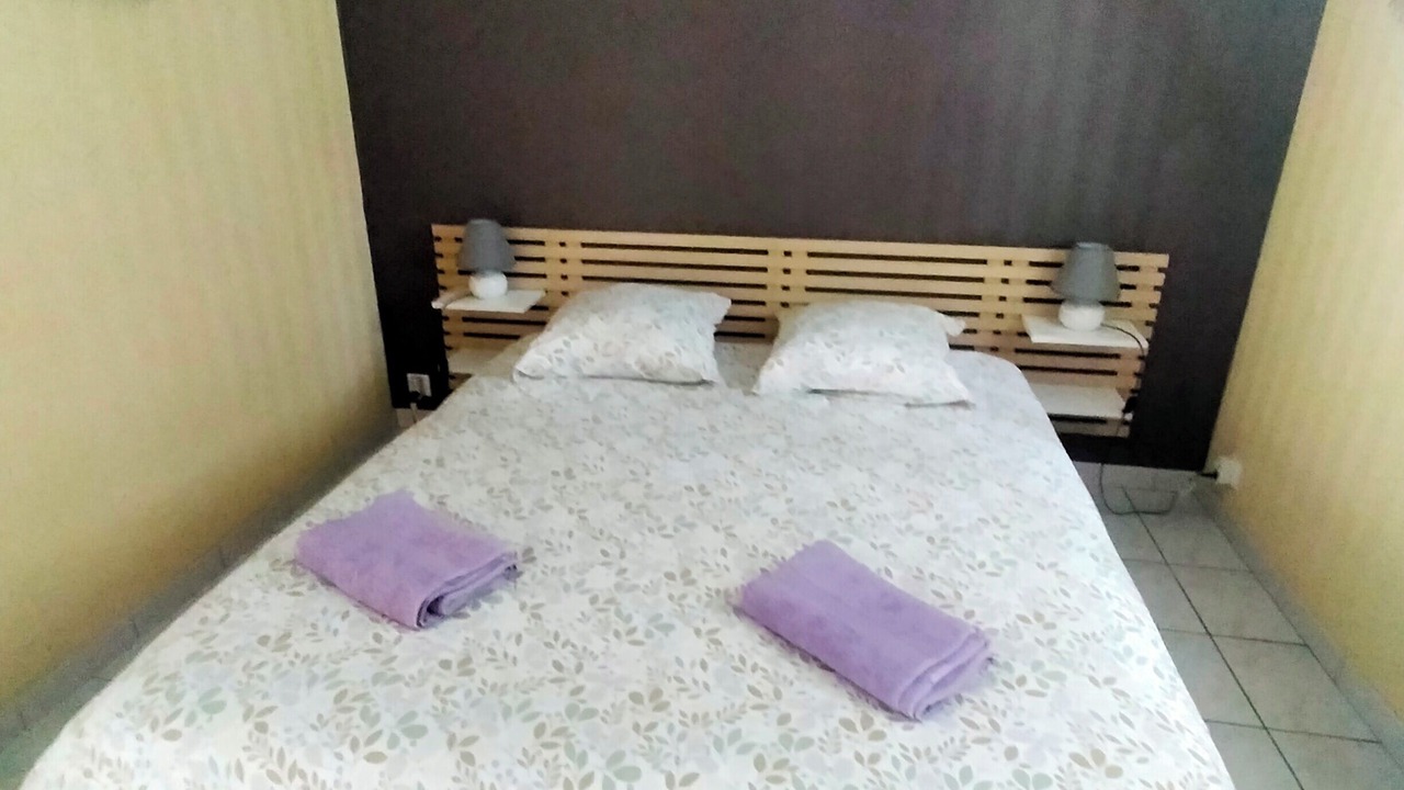 Photo of Bedroom in Lesparre-Medoc