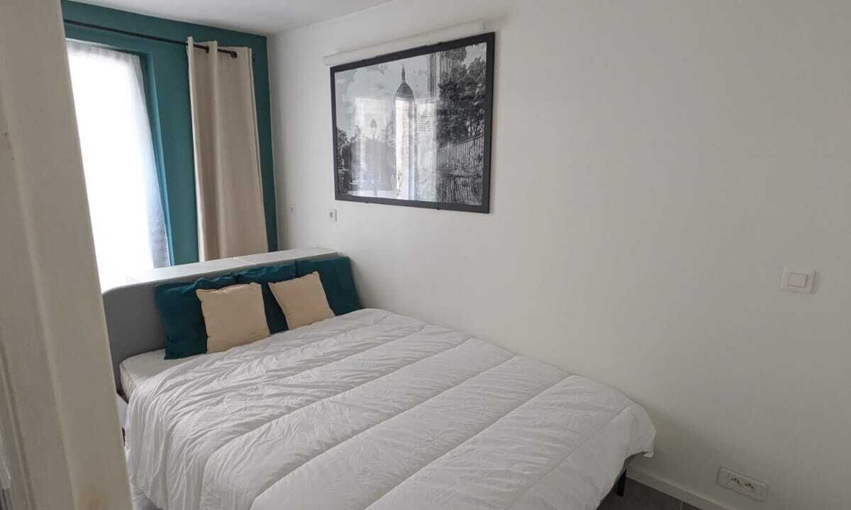 Photo of Bedroom in Montmartre