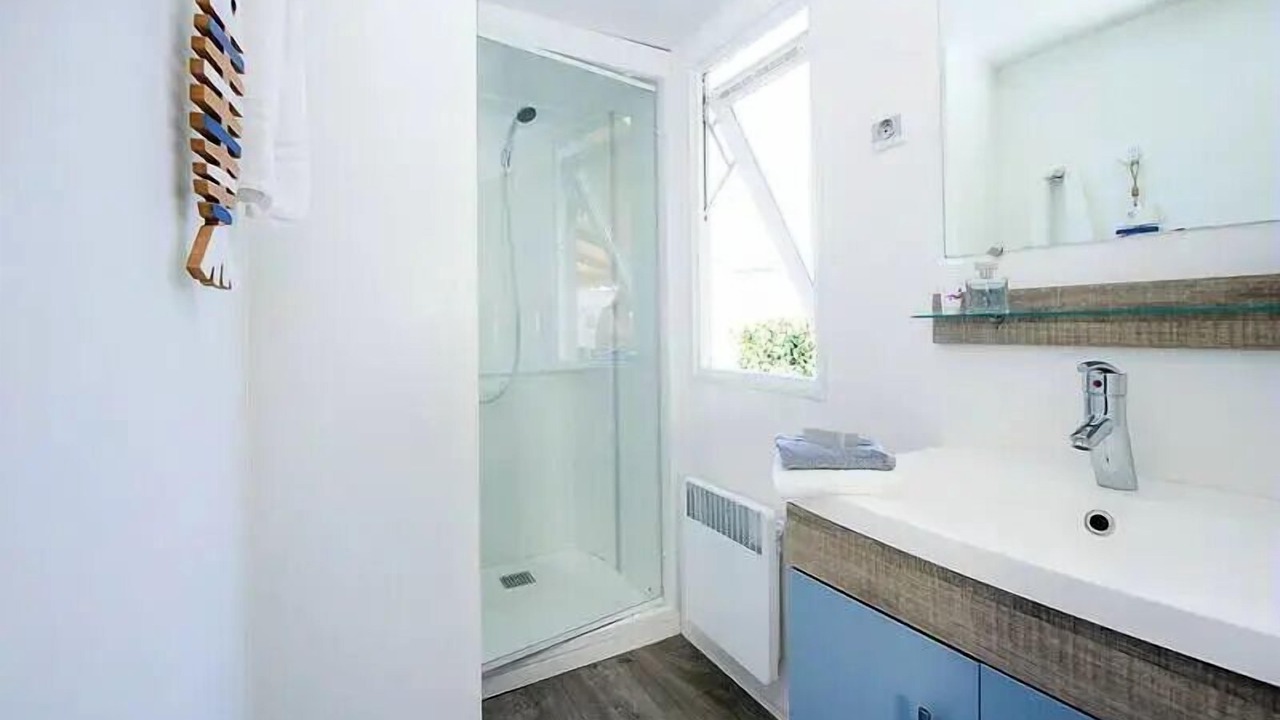 Photo of Bathroom in Millau