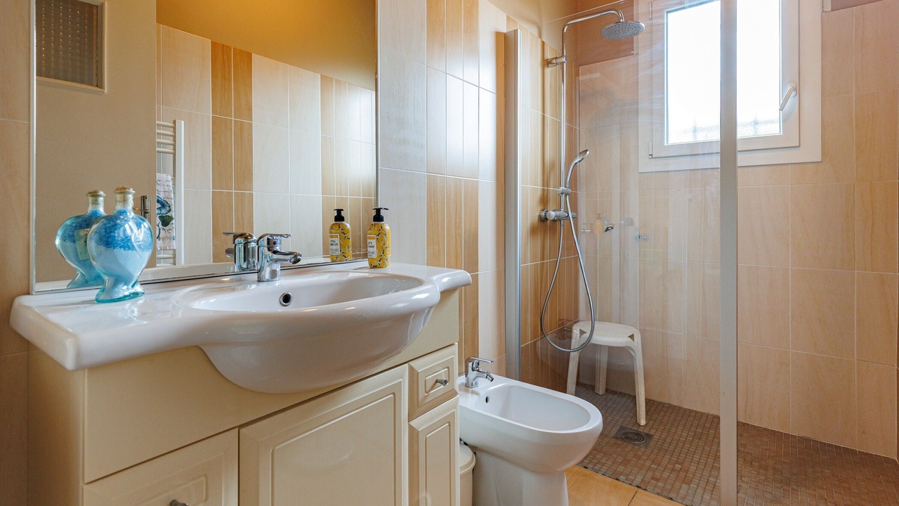 Photo of Bathroom in Saint-Vincent-de-Tyrosse