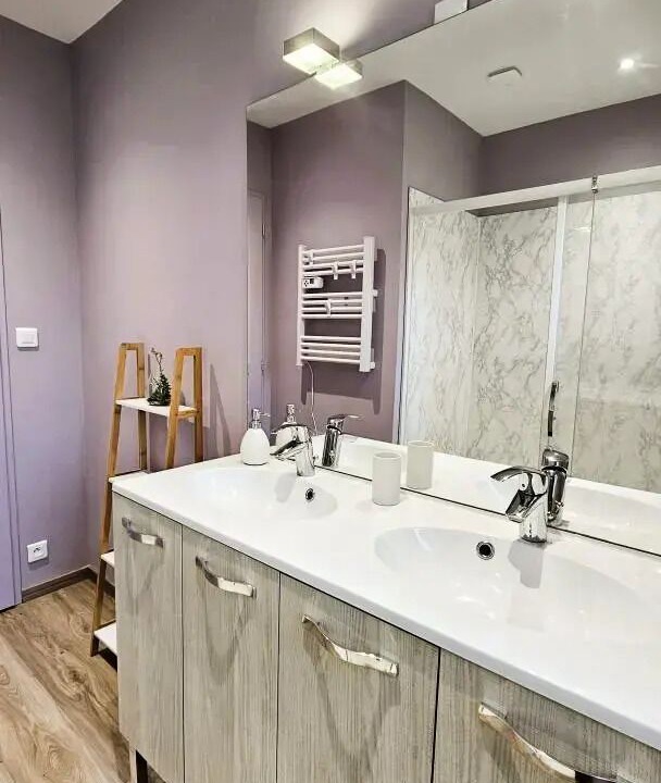 Photo of Bathroom in Vegennes