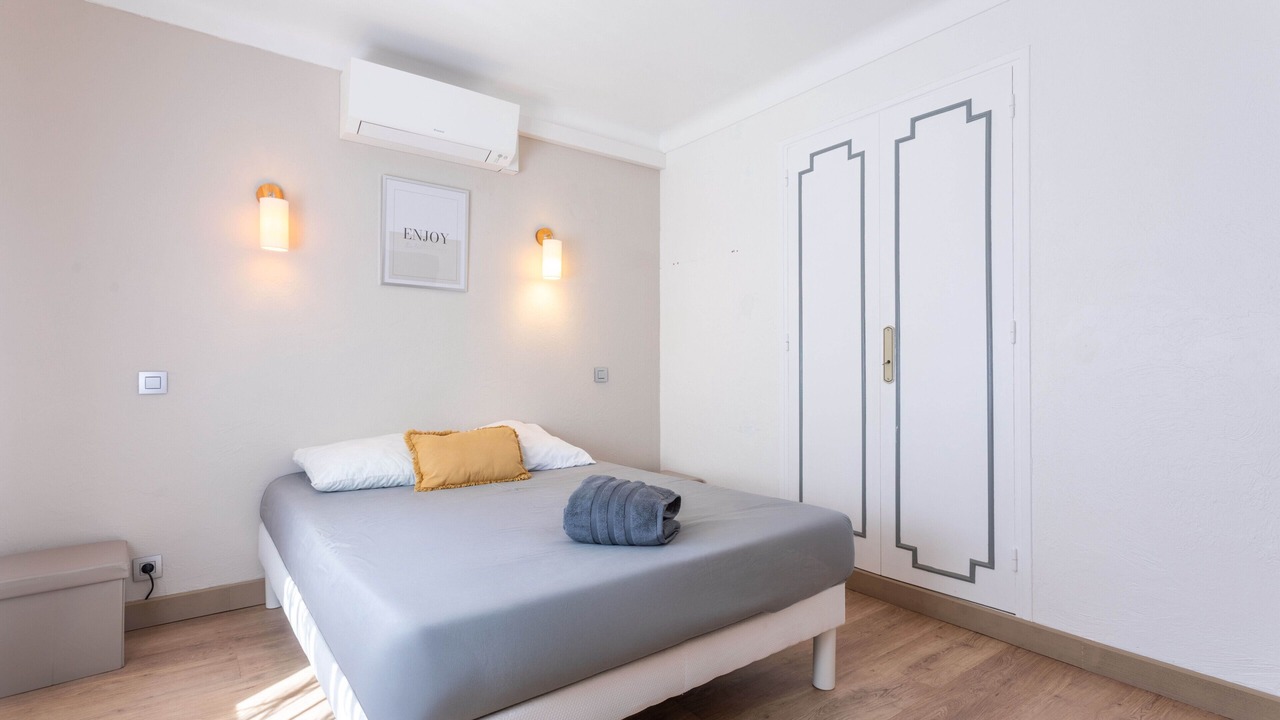 Photo of Bedroom in Les Issambres