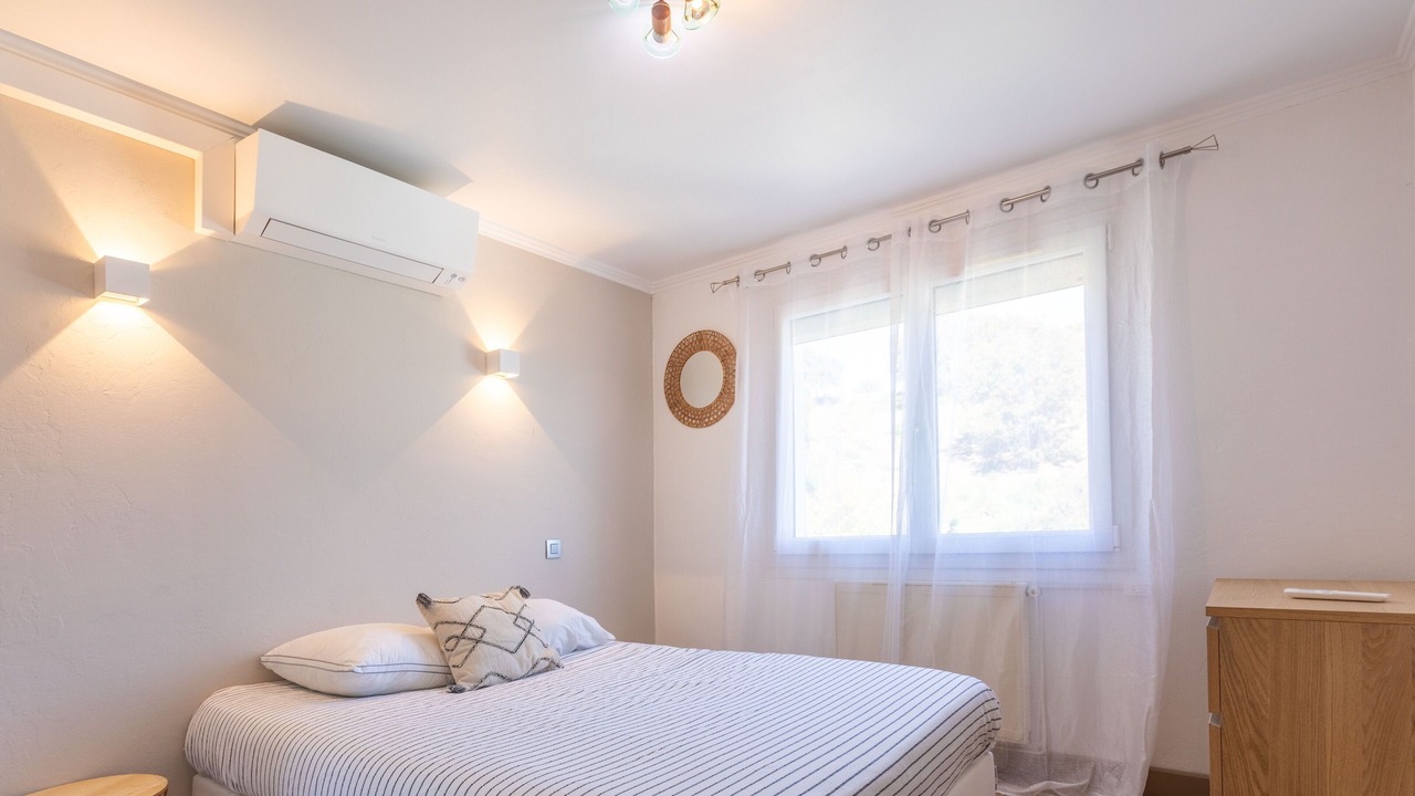 Photo of Bedroom in Les Issambres