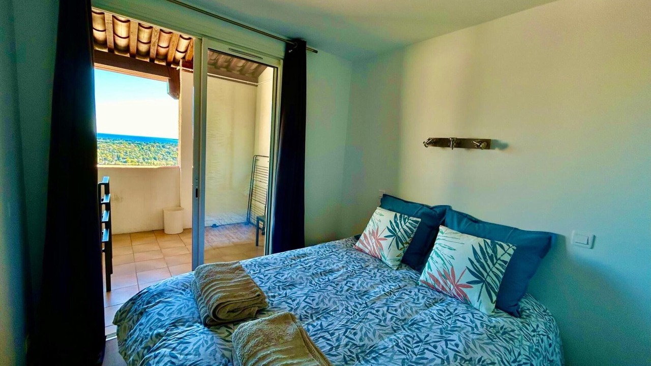 Photo of Bedroom in Les Restanques