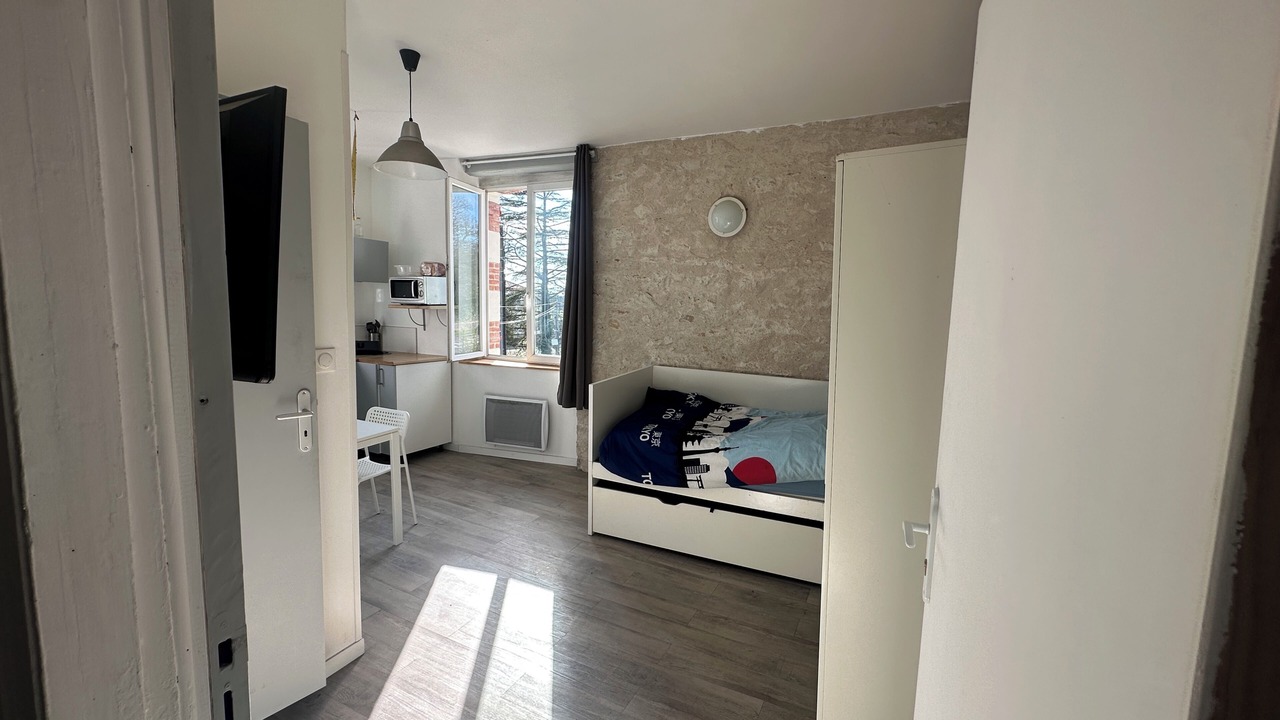 Photo of Bedroom in Biaudos