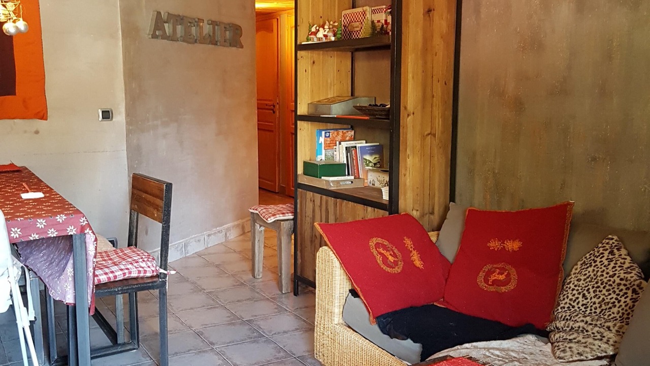 Photo of Livingroom in Lanslevillard