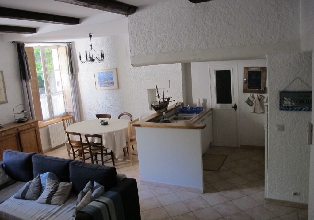 Photo of Livingroom in Rustrel