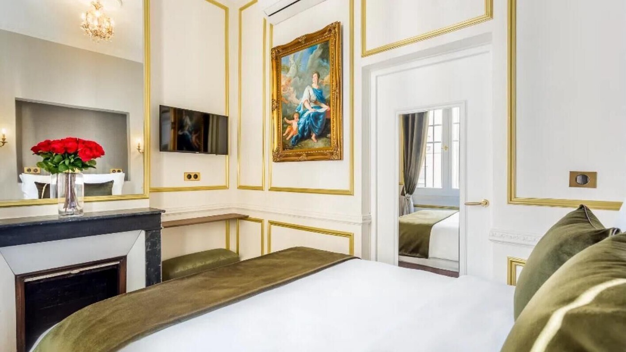 Photo of Bedroom in 2nd Arrondissement
