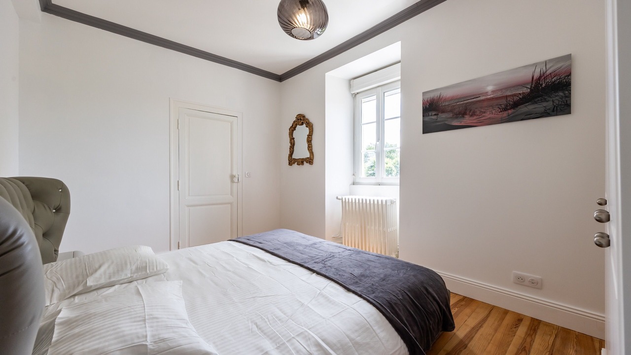 Photo of Bedroom in Carignan-de-Bordeaux