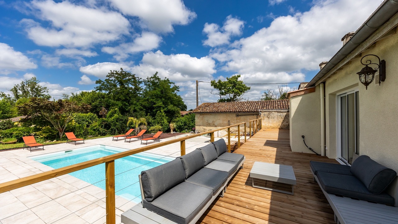 Photo of Patio Balcony in Carignan-de-Bordeaux