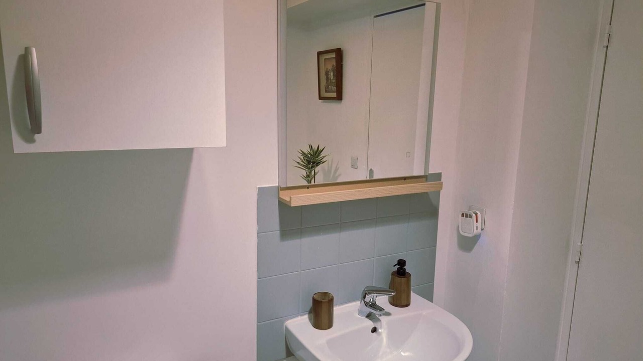 Photo of Bathroom in Courcouronnes