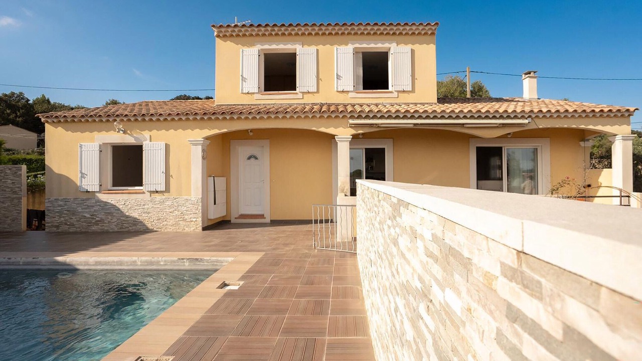 Photo of Outdoor in Rochefort-du-Gard