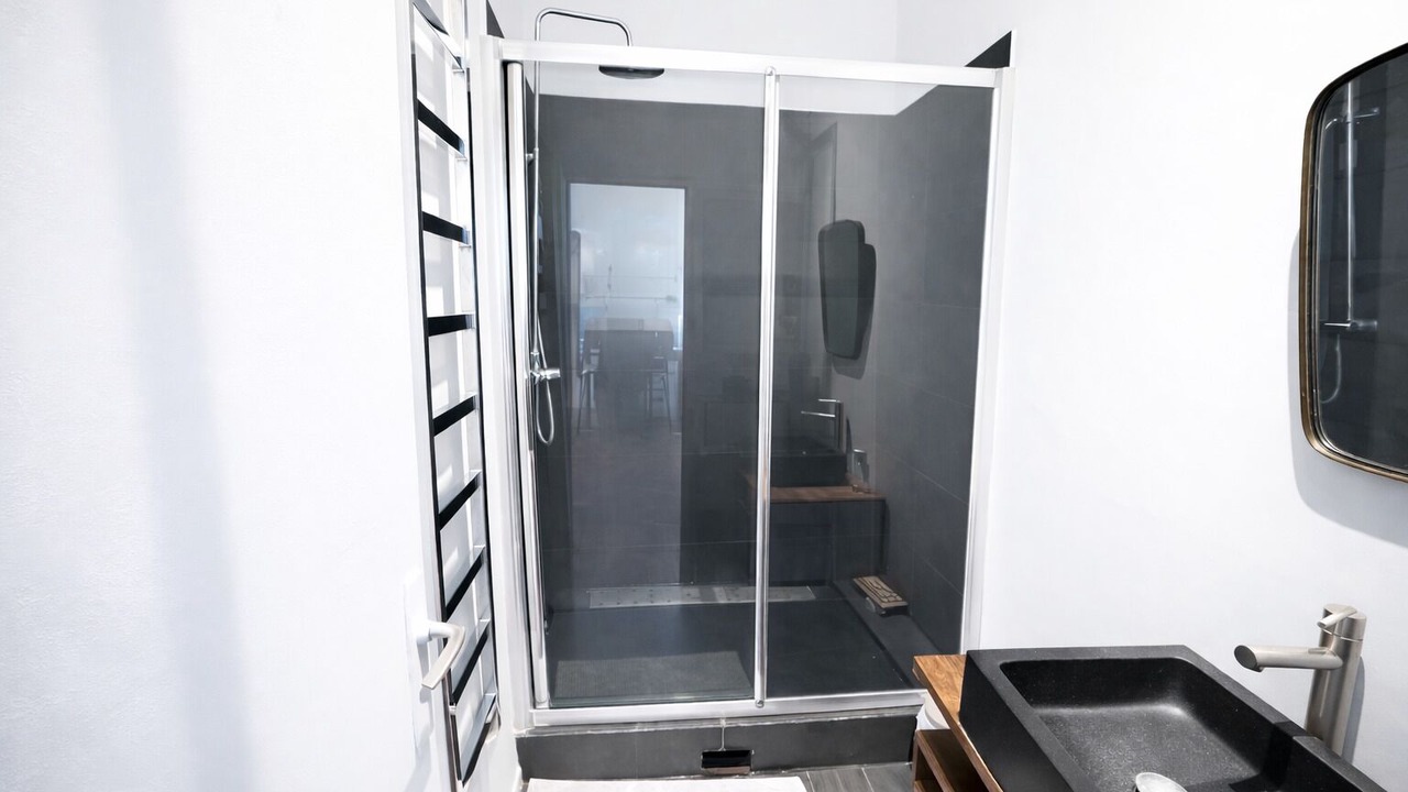 Photo of Bathroom in Quartier du Panier