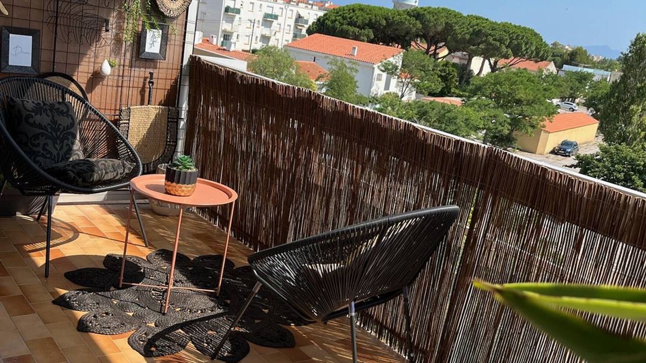 Photo of Patio Balcony in La Jetee