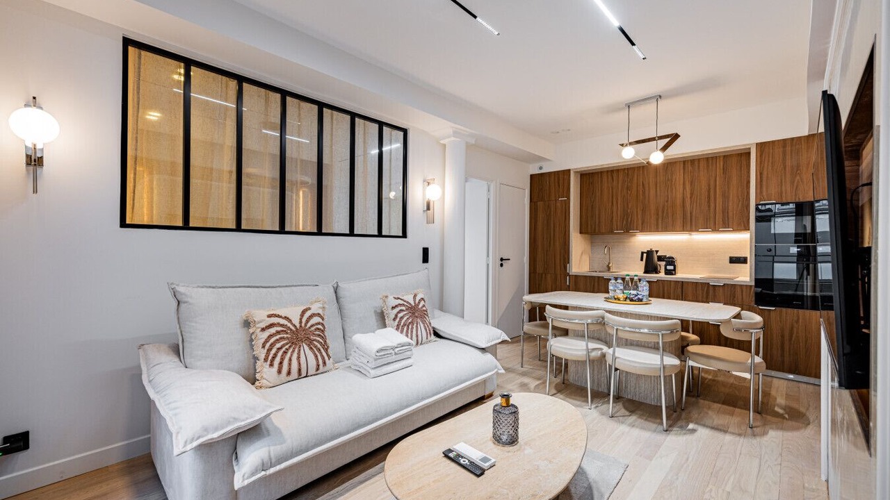 Photo of Livingroom in Saint-Germain-des-Pres