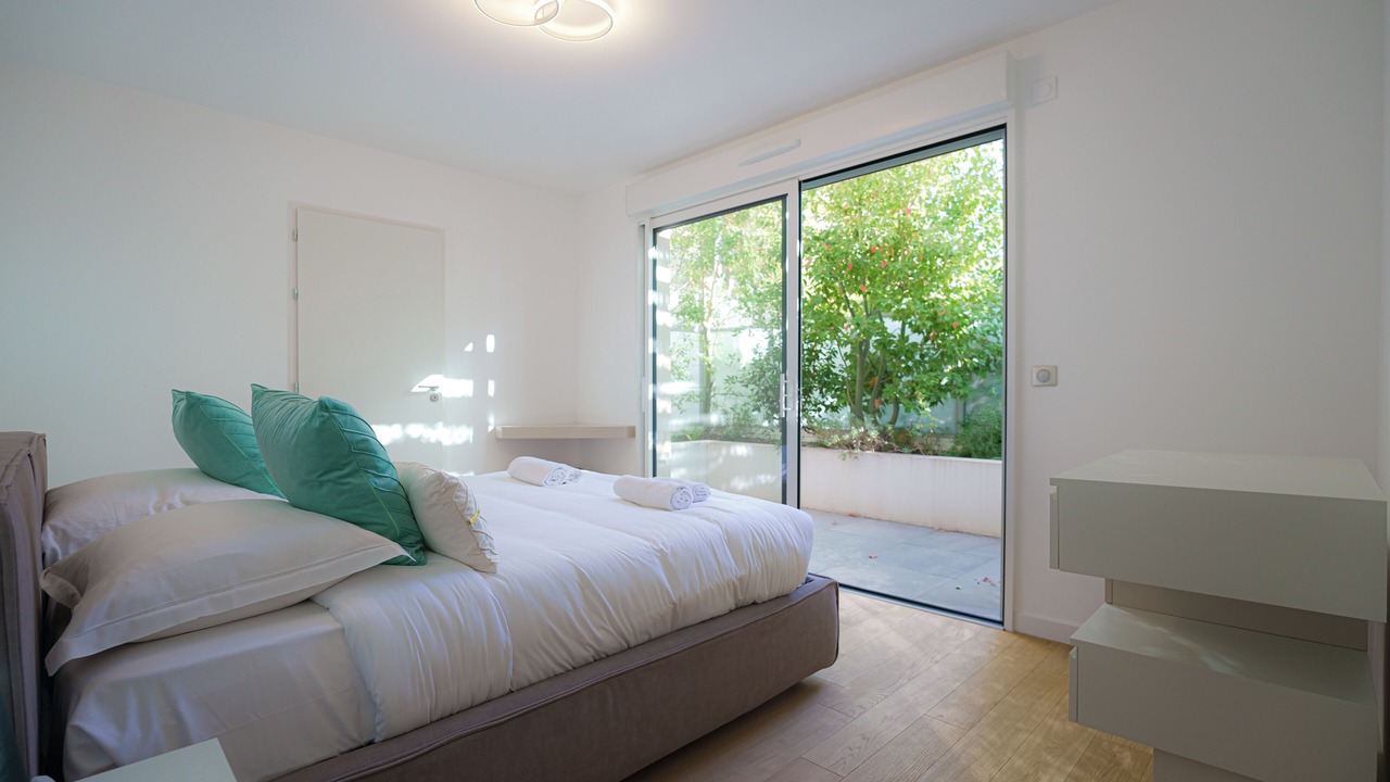 Photo of Bedroom in Beausoleil