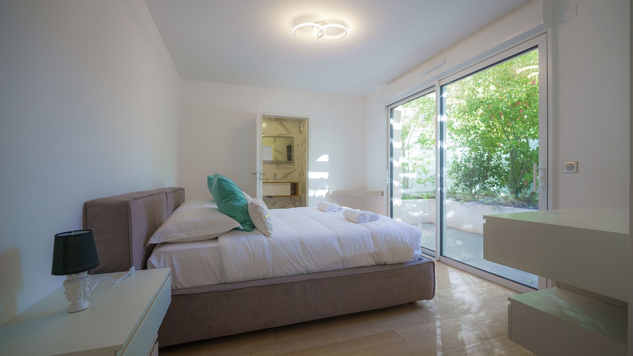 Photo of Bedroom in Beausoleil