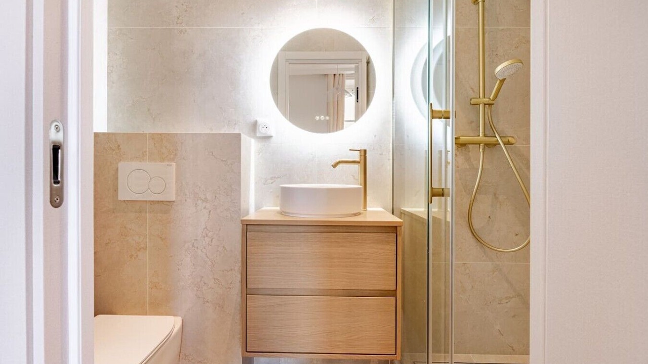 Photo of Bathroom in Les Cordeliers