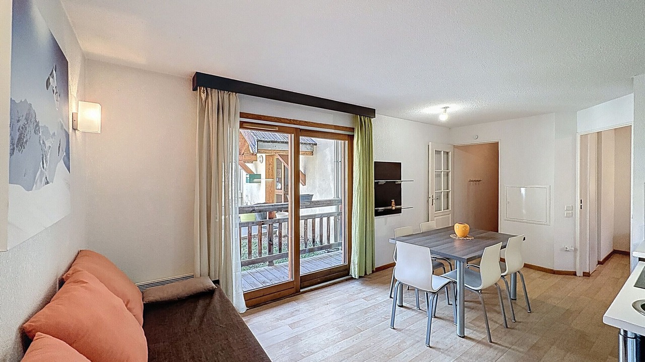 Photo of Livingroom in Saint-Chaffrey